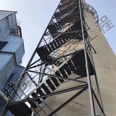 高空爬梯安装